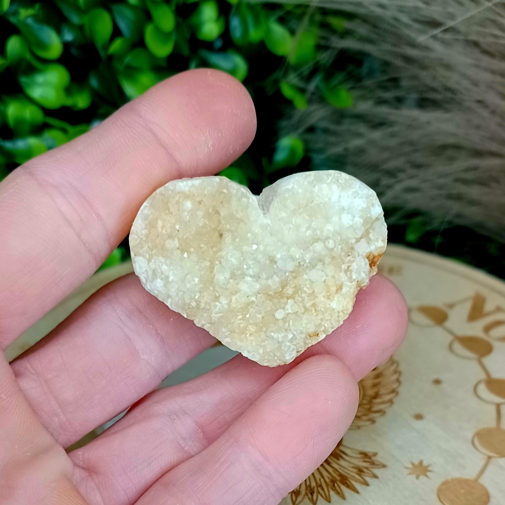 ● Quartz Crystal Heart Mineral Speciman